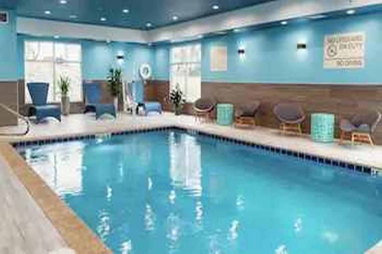 Hampton Inn & Suites Erie Bayfront Ngoại thất bức ảnh